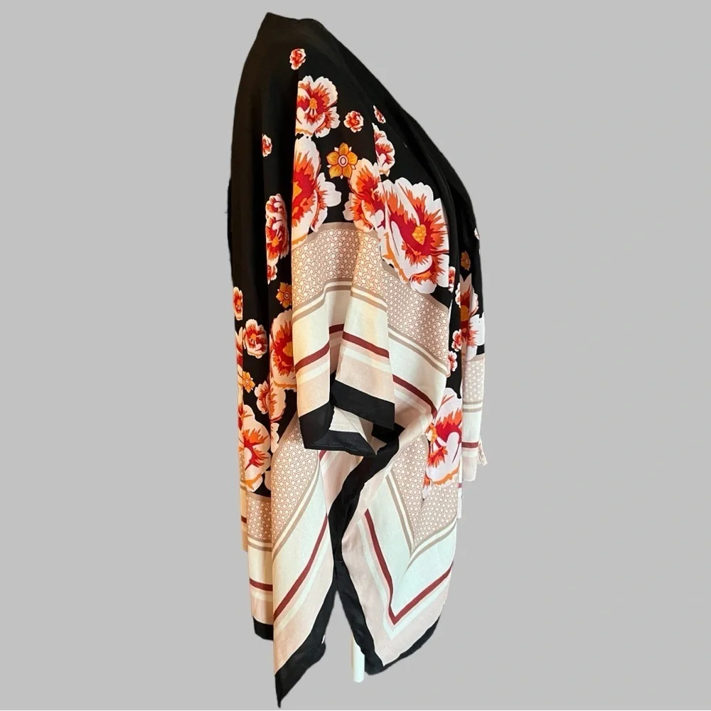 STEVE MADDEN~Stunning Kimono with Exquisite Floral Design -NEW
